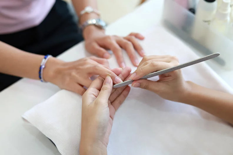 Basic Manicure (45 min.)